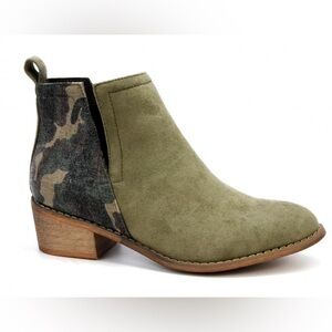 Corkys Shield Camo and Olive Faux Suede Ankle Boots - New